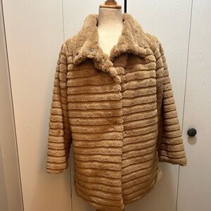 Carmen Marc Valvo Camel Teddy Jacket